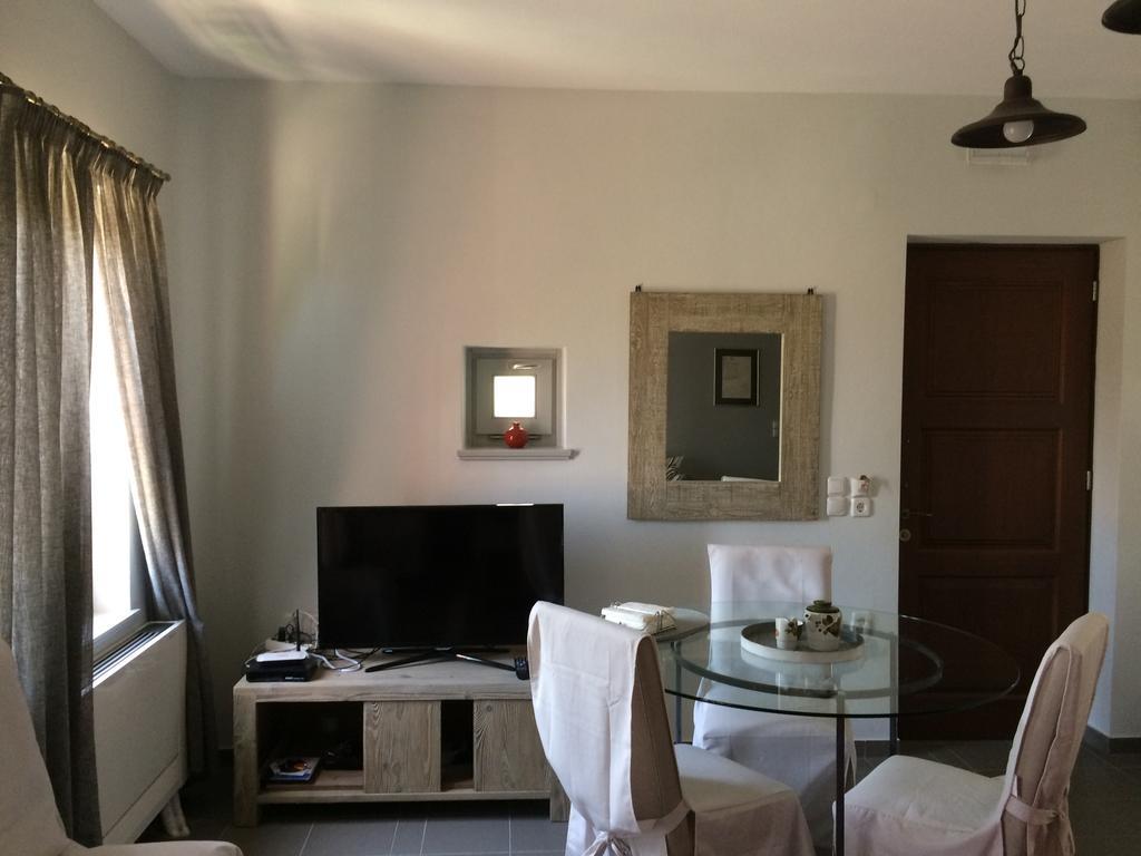 Heliades Maisonettes Mithimna Buitenkant foto